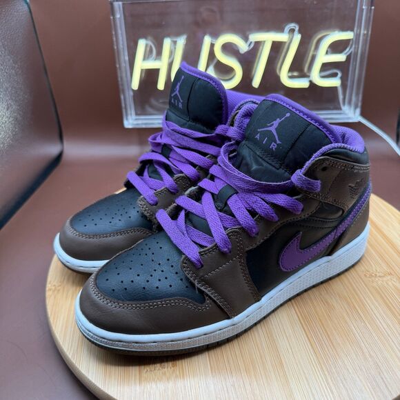 Air Jordan 1 Mid "Palomino" (GS) Youth Size 4.5Y - Picture 2 of 11